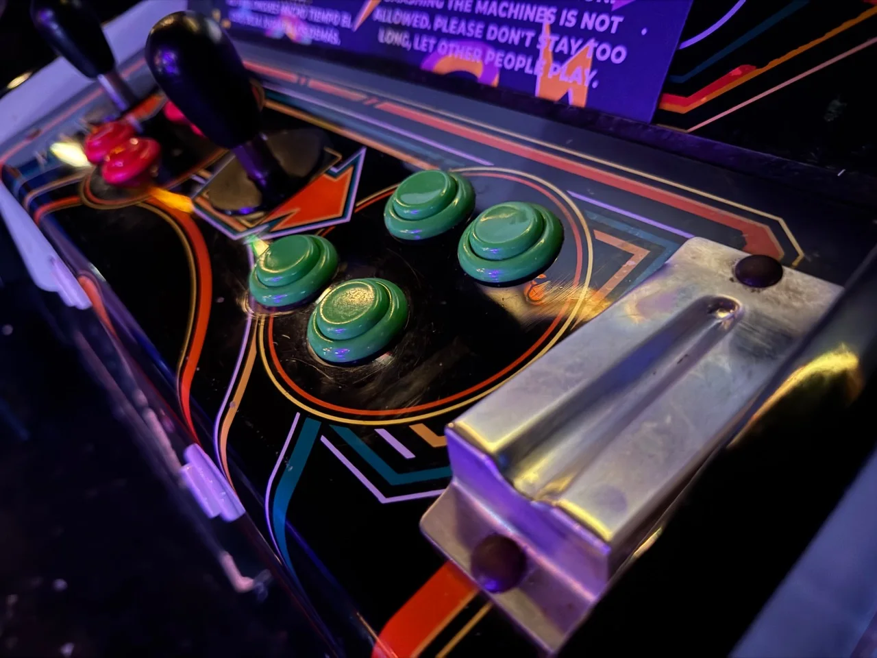 Detalle de controles arcade
